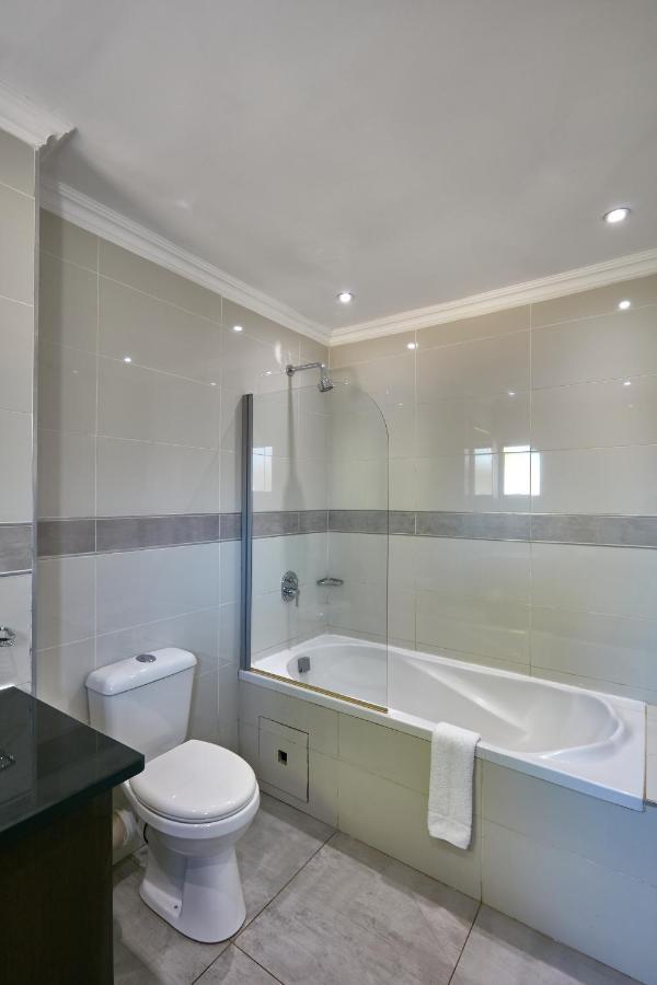 Regent Kgale Lodge Gaborone Esterno foto